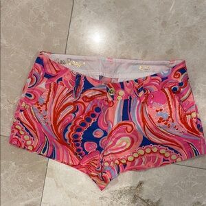 Lilly Pulitzer Women's Pink Patterned “The Walsh Short” Shorts